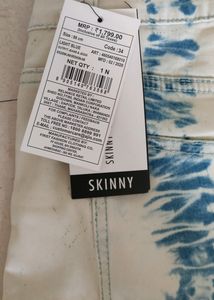 Qutryt Tie Dye Skinny Jeans