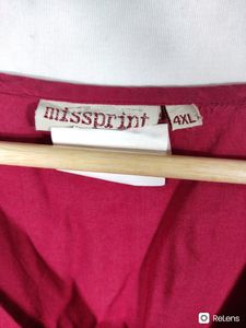Missprint Red Casual Top (Women)