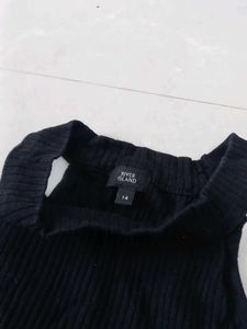Black Ribbed Crop Top