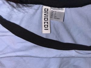 baby blue cute graphic printed  crop top short sle