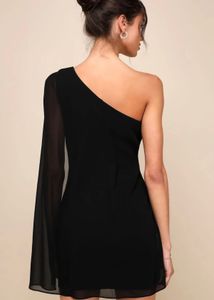 Chic One-Shoulder Black Mini Dress