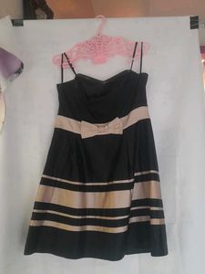 Chic Black &amp; Gold Striped Strapless Dress