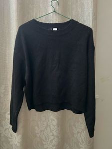 H&M Black Crew Neck Sweater