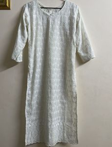 Elegant White Chikankari Kurta