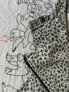 Sleeveless Leopard Print Moto Jacket
