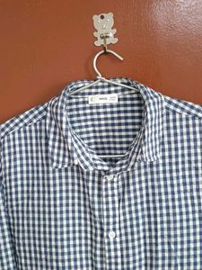 boys checked white and blue shirt