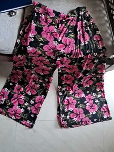 Strechable Floral Print Palazzo Pants