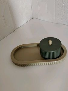 Modern Oval Tray with Lid Container