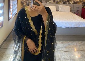 Women Straight Kurta With Heavy Duppatta