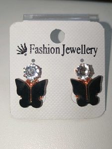 Chic Butterfly Stud Earrings For Girl!!
