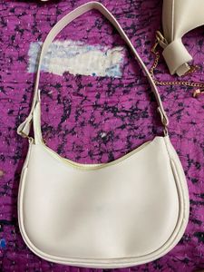 Cute White Hobo Bag with Bow