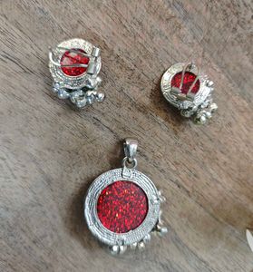 Red Pendant &amp; Earring vintage Set