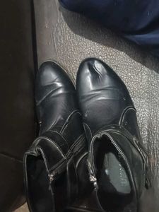 Chic Black Ankle Boots