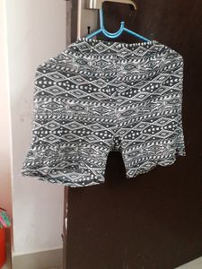 Geometric Print Grey Shorts.free Size