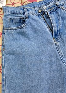 Brand New Trending MOM Fit Jeans