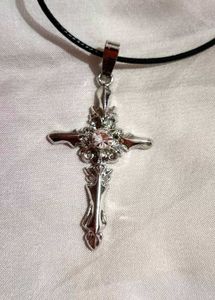 •°Gothic White Diamond Cross Necklace °