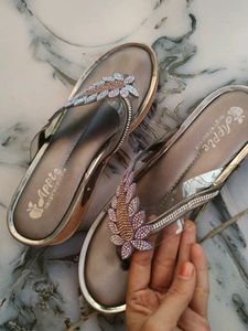 Sandal