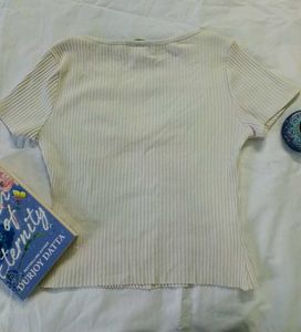Ribbed V-Neck Crop Top