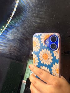 i phone 16 Cute Daisy Pattern Phon