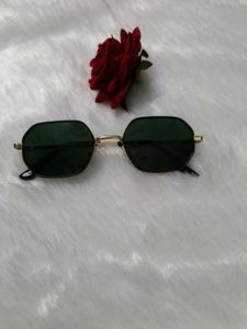 Stylish Octagonal Frame Sunglasses