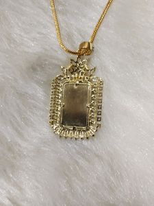 Chain, Pendant And Earing