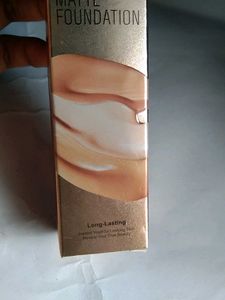 Kiss Beauty Matte Foundation