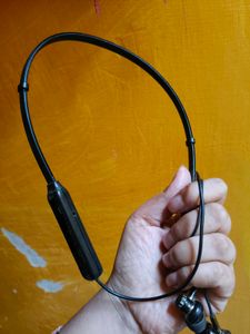 Wireless Neckband Earphones