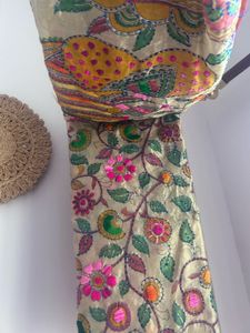 Exquisite Handwoven Fulkari Duppata