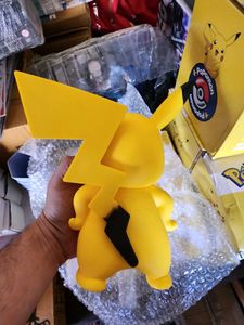 Pokemon Pikachu Figure