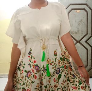 Floral Embroidered Kaftan
