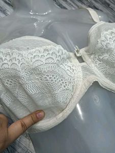 32 D Size Hot Look 💚