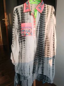 Lovely Tie-dye Embroidered Top/short kurti