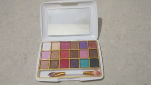 Eyeshadow Palette