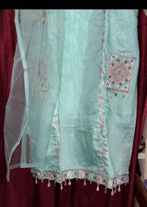 Elegant Teal Kurta Set with Intricate Embroidery