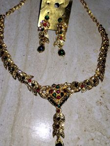 Gold-Tone Necklace &amp; Earring Set