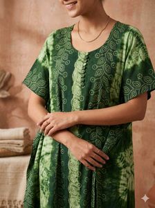 Green Tie-Dye Maxi Nightgown