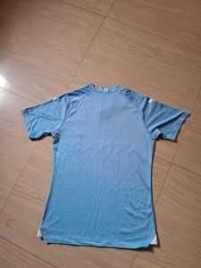 Manchester City Football Jersey L size