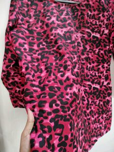 SET OF 3 TOPS