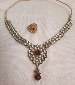 Exquisite Necklace and Ring Set