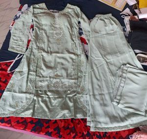 Elegant Mint Green Embroidered Kurta Set