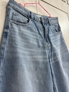 ZARA Blue Ribbed Jeans | Trendy Fit