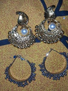 Ethnic Earrings Set