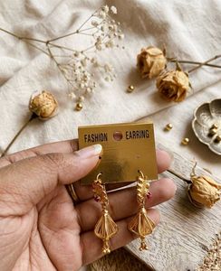 Golden Jhumka Earrings 🌼✨