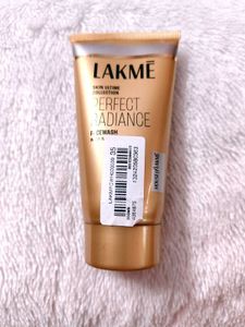 Lakme Perfect Radiance Facewash