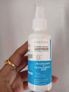 Face moisturizer