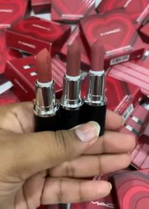MAC Matte Lipstick Rouge A Levres Set