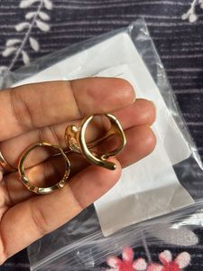 Unique Gold-Tone Ring