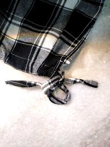 Black &amp; White Plaid Cropped Shirt