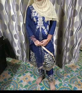 Exquisite Blue Embroidered Kurta Set