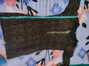 Elegant Black &amp; Gold Kurta